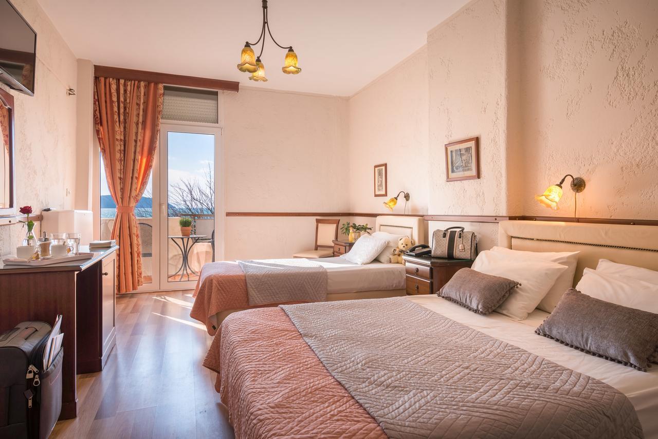 Jolly Hotel Igoumenitsa Luaran gambar